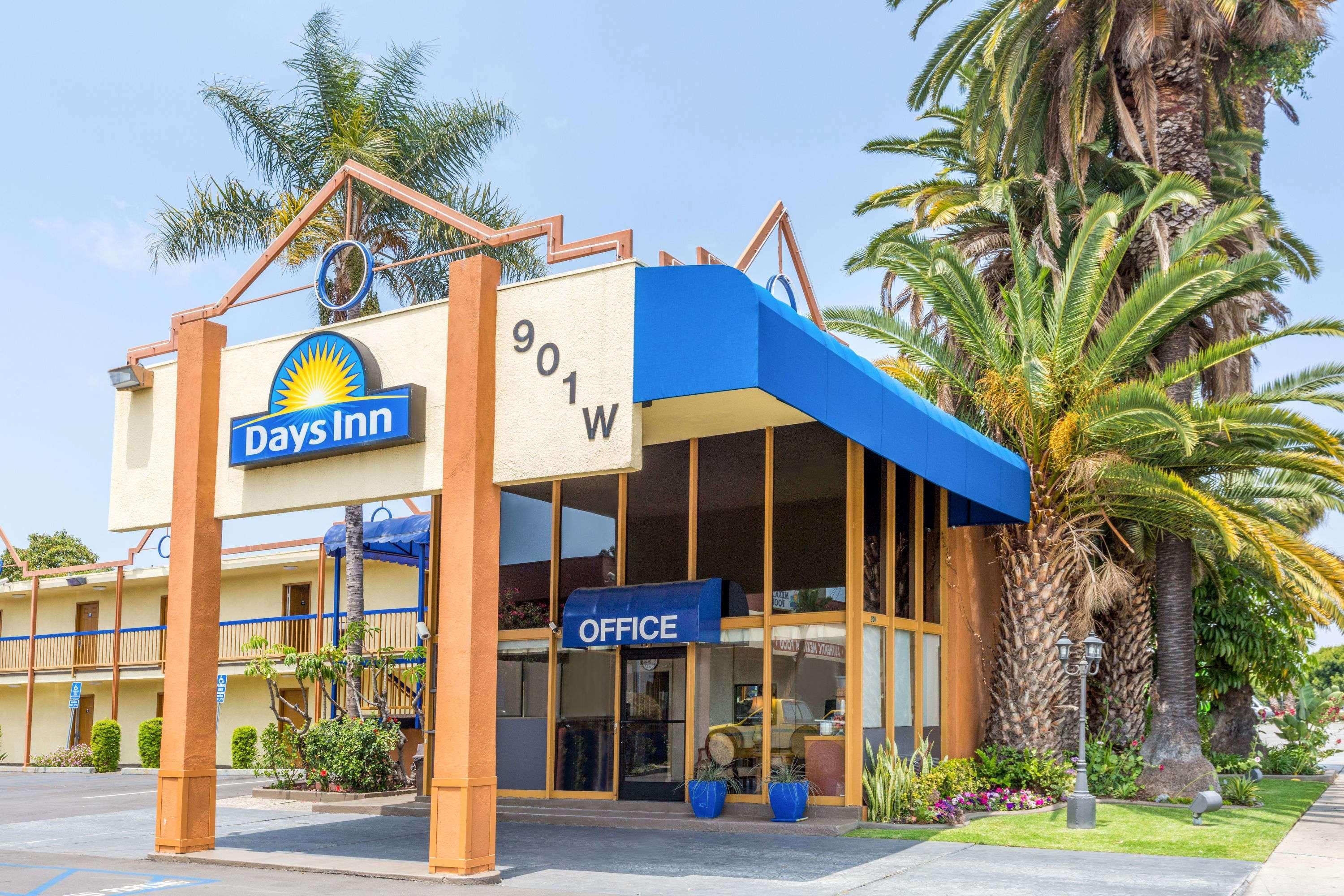 Days Inn By Wyndham Los Angeles Lax/Venicebch/Marina Delray Inglewood Exterior photo